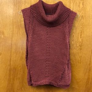 Sleeveless Cowl-neck  Sweater